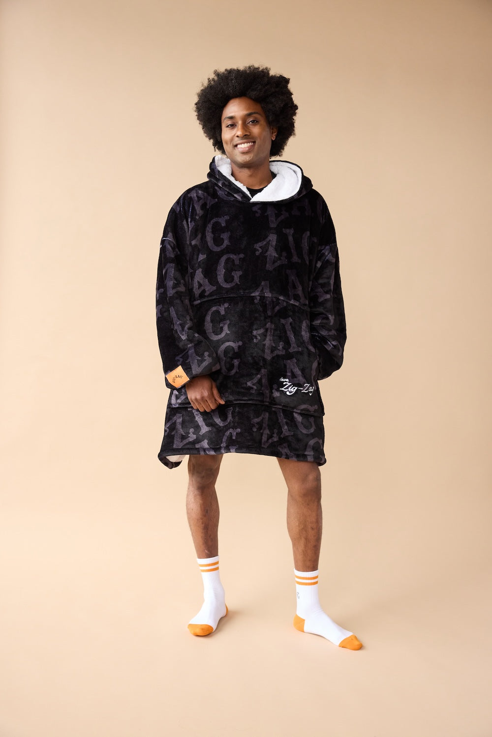 Zig-Zag Burn Slow Blanket Hoodie